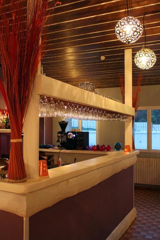 Hotel Le Couloubrier Le Muy Buitenkant foto
